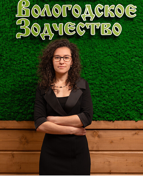 Полина Безуглова